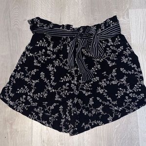 Loft Floral Mixed Media Shorts